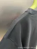 メンズパーカースウェットシャツの正しいバージョンのライトニングレターコントラストラウンドネックパーカートレンドカジュアルルーズカレッジスタイルの男性と女性のinsvucc