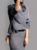Платье из двух предметов, корейский вязаный свитер, комплект, осенне-зимний женский однотонный рисунок, юбка с высокой талией, пальто 231129