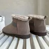 Inverno feminino fundo grosso camurça tornozelo botas 2023 novas botas de neve de pele plana dedo do pé redondo decoração de metal forro de lã simples botas curtas