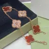 Bracciale Four Van Clover Designer Leaf Jewelry 4 Cleef Bracciale con ciondolo da donna Conosci l'Instagram incolore con diamanti Cinque fiori Luce Lusso Fortunato