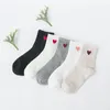 Chaussettes de sport mode Harajuku femmes coton Long japonais nouveauté amour coeur motif Hiphop solide Cool doux