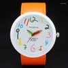 Orologi da polso 2023 Orologi da donna Womage Design creativo Matita multicolore Ago Cartone animato Numero grande Ragazze Relogio Masculino