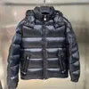 Parkas para hombres 2023 Invierno Golden Classic Edición alta Cara brillante con capucha engrosada Yixun Mismo pato blanco abajo abrigo Adi0