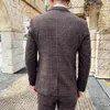 Abiti da uomo Blazer Giacca da completo Gilet Pantaloni Boutique di moda Plaid Casual Business Uomo Sposo Abito da smoking da sposa 3 pezzi Set Cappotto 231129