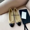 Designer shoes high quality Ballet Flats Classic Women channellies wedding dress Leather Tweed Cloth Two Color Splice Bow Round Fashion summer party Womens sandals