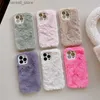 Mobiltelefonfodral Ottwn Candy Color Warm Furry Phone Case för iPhone 11 12 13 Pro Max 14 Pro Max 14Plus Camera Lens Protection Soft TPU Back Cover Q231130