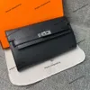 Hög version Handväska Designer Bag Ny Multi Capacity Women's Handheld Bag Card Wallet Luxury Small Outding Fashion Belt Buckle Pending Påsar