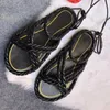 Sandalias Huecas Zapatos de diseñador de cuero genuino Damas Punta cuadrada Planas Mujeres Sólido Con cordones