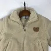 Brand Baby Kurtka Winter Kids Designer Ubranie Dziewczyna chłopiec Rozmiar odzieży wierzchniej 90-150 Dodawanie aksamitnego i zagęszczającego płaszcza malucha Nov25