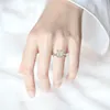 Wong chuva 925 prata esterlina corte esmeralda criado moissanite pedra preciosa casamento noivado diamantes anel jóias finas inteiro q121261j