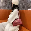 Bolsas de noche Retro Mujeres Portátil Pequeño Hombro Cuadrado Vino Tinto Damas Bolsa de Axila Vintage PU Cuero Mujer Tote Monedero Bolsos 231129