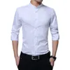Koszulki męskie męskie ubranie 2023 Koszula do bawełnianego miękkiego szczupłego dopasowania Biała czarna granatowa smoking 5xl