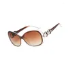 Lunettes de soleil Femme Anti-Ultraviolet Jade Crystal Texture Gradient Noir Outdoor Oculos Sol Feminino