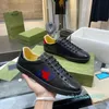 Casual Schoenen sneaker Dames Witte Platte Leren Schoen Groen Rode Streep Geborduurde Tijger Slang Koppels Trainers Chaussures