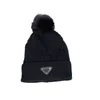 Marca de luxo designer gorro chapéus de malha moda inverno chapéu unisex versátil casual brimless chapéus quentes cashmere chapéus para homens e mulheres