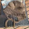 Berretto / Berretto con teschio Cappello di lana con orecchie da orso carino Autunno e inverno Caldo versatile Protezione per le orecchie con lacci Berretto bomber lavorato a maglia Cuffie per donna Gorros J231130