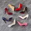 Chaussures habillées 2023 femmes Sexy bout pointu 11cm pompes fête de mariage rouge brevet brillant talons hauts dames plus grande taille 45