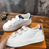 Time Out Sneaker Designer Sneaker Luxury Donna Scarpe casual Sneaker in pelle di vitello Lady Flat Designer Scarpe da ginnastica Lettere Sneakers di lusso in rilievo Taglia 35-41