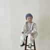 衣料品セット韓国語の子供たちの男の子ジョガーセット男の子トレーニングジャケットフーディーエラスティックスウェットパントセットフルジップフード付きチャイルドトラックスーツ1-5y 231130