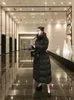 Damskie okopy płaszcze białe kaczki w dół płaszcz kobiety beżowy gruby stojak z kapturem parkas 2023 Zimowe koreańskie lekkie luksusowe ubranie temperamentu