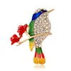 Broschen Viele Design Schöne Papagei Emaille Vogel Tier Brosche Pins Gold Farbe Schmuck Strass Für Frauen Zubehör