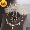 Coroas de noivas douradas Tiaras acessórios para cabelos Brincos de colar de jóias Conjunto de jóias de casamento de moda Conjuntos de jóias