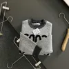 Herensweaters 2024 Herfst/winter High Street Unisex High-end Grijs Contrasterende Jacquard Maillard Wol Ronde Hals Pullover Modieuze Trui