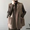 Kvinnors päls 2023 Autumn Winter Lamb Wool Plush Vest for Women V Neck Cashmere Thicken Warm Weistcoat Fashion Vintage Female Coat H581