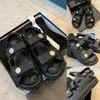 Tasarımcı Daddy Sandalet Terlik Erkek Kadın Sandalet Yüksek Kaliteli Terlik Buzağı Deri Lüks Sıradan Ayakkabı Kapitone Slayt Slide Kadın Yaz Rahat Plaj Ayakkabıları 35-41