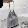 2024 Borsa di lusso da donna Borsa a secchiello con diamanti Borsa a mano del progettista Mini Totes Qualità lucida con strass Borsa a tracolla da donna Borsa a tracolla Borsa da donna Frizione Portafoglio