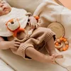 Dekens Inbakeren Babyhanddoek Badset Geschenkdoos Katoen geboren Mijlpaalkaarten Houten ring Konijn Rammelaar Babyborstel voor geboorte 231130