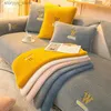 Pokrywa krzesła wełniana sofa jagnięce wyściełana zimowa zagęszona ciepła poduszka do tkaniny salon sofa sofa bez poślizgu Pluszowa tkanina osłony Q231130