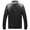 Chaquetas para hombres Cómoda chaqueta para hombres Clima frío Elegante Cuero de imitación Cálido Cuello de soporte Bolsillos con cremallera Regular para otoño