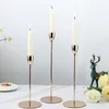 Stożkowy świecznik świecznika złota świeca uchwyty na ślub Wystrój stolik Centerpieces Candelabra Candelabros Candlelight Dinner 293G