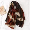 Foulards Design Marque Hiver Femmes Écharpe De Mode Plaid Imprimer Coton Hijabs Pour Dames Châles et Wraps Pashmina Étoles Musulman 231130