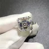 Verkliga mousserande lyxsmycken 925 Sterling Silver Princess Cut Big White Topaz Square Cz Diamond Gemstones Eternity Women Wedding 240F