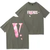 Vlone TシャツブルーピンクホワイトティーマンオレンジポップスモークTシャツビッグVLONESパンサーシューズレッドとビッグVプリンティングコットンマンティーストリートショーツスリーブ服TシャツS-XL