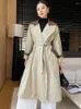 Trench coat patchwork in pelle da donna per donna Autunno 2023 Giacca lunga giacca a vento lunga con design semplice in vera pelle di pecora con cintura