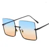 Solglasögon Fashion Lady Oversize Half Frame Metal Square Women Luxury Eyewear Feminino Sun Glasses