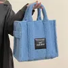 2021 Nuovo Autunno e Inverno Agnello Cashmere Tote Bag Temperamento Carry Borsa a spalla singola attraverso la borsa femminile271o