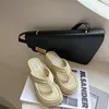 Slippers Y2K Shoes Thong Flip Flops Women Platform Thick Sole Beach Pillow Slides Clip Toe Arch Support Wedges Sandals