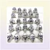 Lot en vrac entièrement 100pcs Styles Top Méxage Skull Anneaux Skeleton Bijoux Men039 Gift Party Favor Men Biker Rings Man Brand de bijoux 4879299