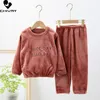 Pajamas Kids Autumn Winter Flannel Pajamas Letter Print Long Sleeve O-neck Tops with Pants Baby Boys Girls Sleepwear Pyjamas Sets 231129