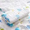 Filt Swaddling 110110cm Baby Born 4Layer Pure Cotton Bath Thandels Soft Absorbert Gaze Towduce Quilt Summer Spädbarn Swaddle Wrap 231128