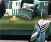 Marque européenne luxe rétro taie d'oreiller velours vert cheval imprimé doux peau-amical jeter housse de coussin canapé-lit décor à la maison taille oreillers