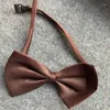 Hundhalsar Olika färger Justerbar katt Bow Tie Lots Neck Pet Puppy Bows Collar för kattungetillbehör