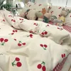 Yatak takımları Kore tarzı yatak seti kızlar kızlar ikiz kraliçe nevres kapak düz sayfa yastık kılıfı yatak keten çocuklar yetişkin moda tekstil 231129