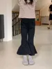 Брюки для девочек, осень 2023, осенние брюки с рюшами и эластичной резинкой на талии, черные, однотонные, повседневные, в сдержанном стиле, универсальные расклешенные корейские брюки