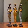 Dekorative Objekte Figuren Afrika Afrikanisches Nationalkostüm Frauen Mädchen Statue Skulptur Schreibtisch Ornamente Wohnzimmer Heimdekoration Maison Dekoration 231130