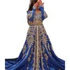 Luxe Marokkaanse Kaftan Avondjurken Goudkristallen kralen Lace Applique Lange mouwen Een lijn Arabische Dubai Prom feestjurken Elegante moslimvrouwen formele kleding